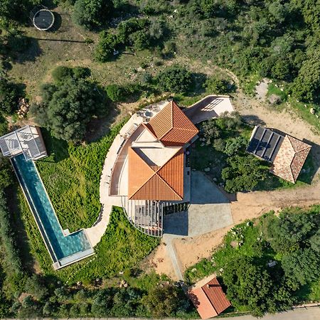 Villa La Ronde Des Soleils Coti-Chiavari Kültér fotó