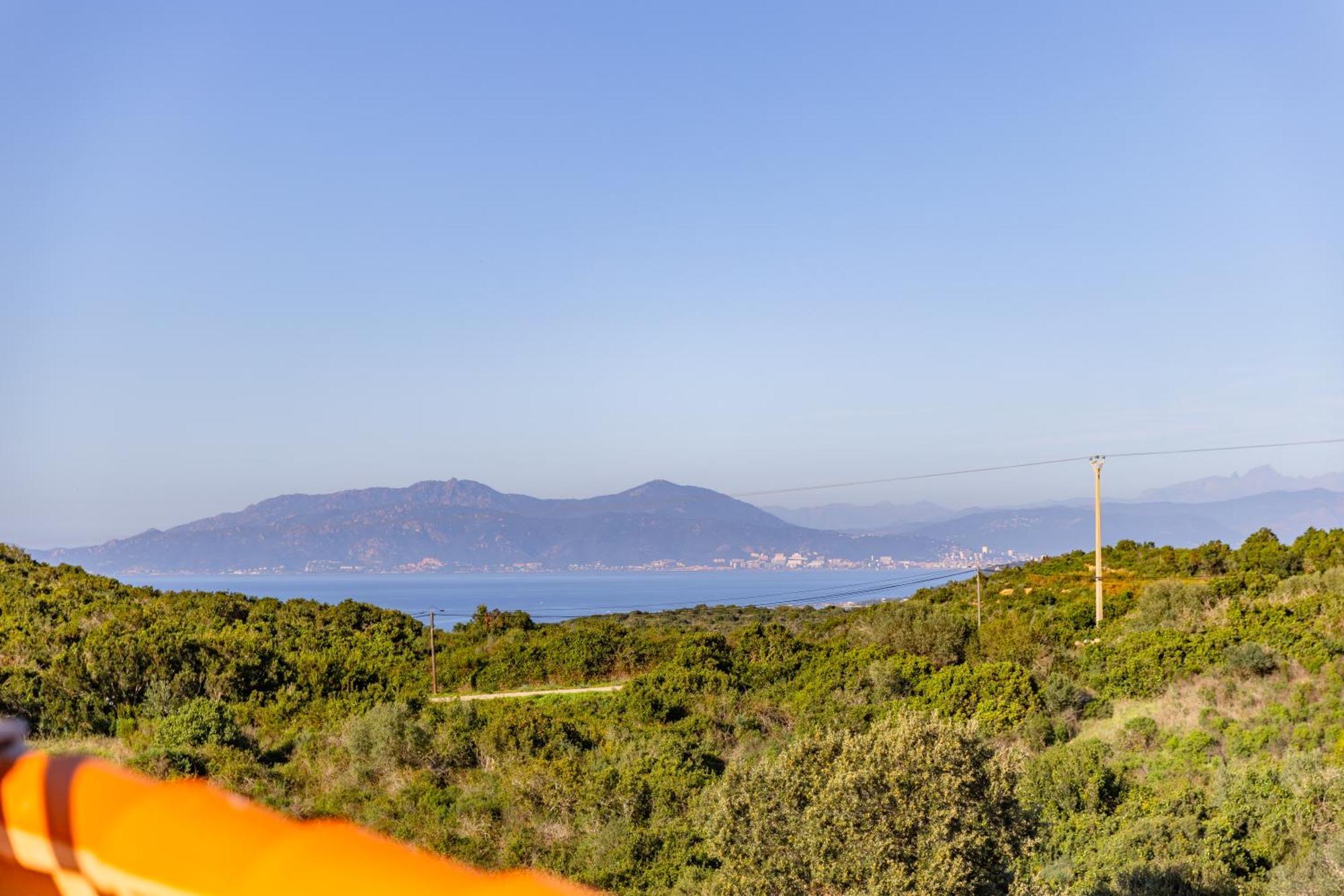 Villa La Ronde Des Soleils Coti-Chiavari Kültér fotó
